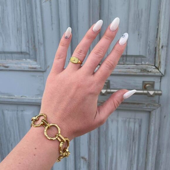 New! “Francesca” Gold Statement Circle Bracelet - Picture 5 of 6